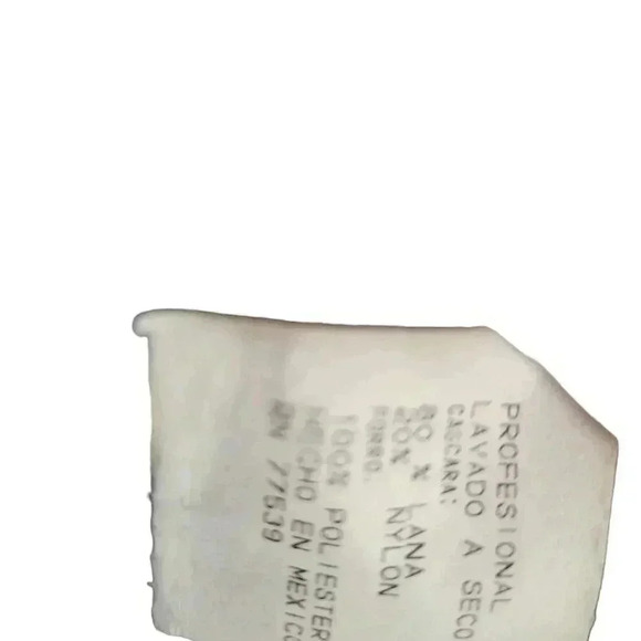 Stephanie Matthew's Jacket 6P - Picture 8 of 9